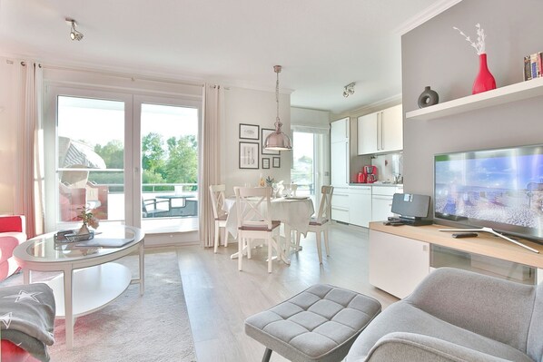 TV, DVD player, stereo