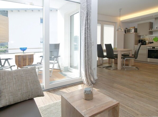 TV, DVD player, stereo