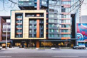 Exterior - Lovely Belltown 1BR w/ Gym & Lounge, walk to Waterfront, by Blueground (Seattle)
