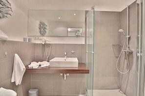 Een douche, een haardroger
