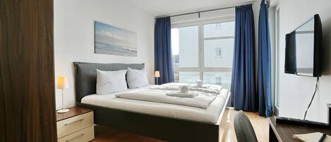 2 室のベッドルーム、アイロン / アイロン台、WiFi