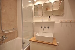 Dusche, Haartrockner