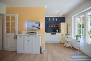 雪櫃、焗爐、爐具、洗碗機