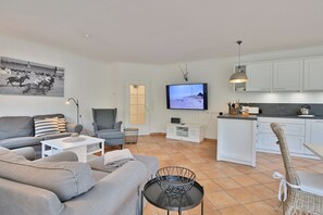 TV, DVD player, stereo