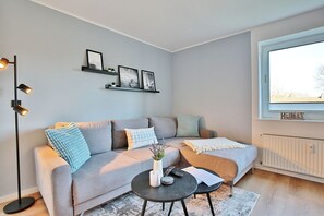 Fernseher, Stereoanlage