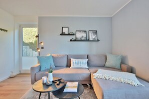 TV, stereo - Haus am Nöltingsweg - Haus am Nöltingsweg Appartement 08 (Scharbeutz)