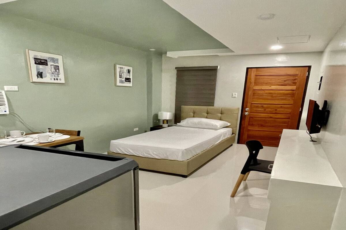Habitación individual Deluxe | Wifi gratis y ropa de cama