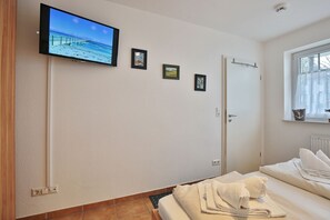 2 bedrooms, iron/ironing board, WiFi - Strandvilla Appartement 7 - Strandvilla (Scharbeutz)