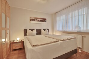 2 bedrooms, iron/ironing board, WiFi - Strandvilla Appartement 3 - Strandvilla (Scharbeutz)
