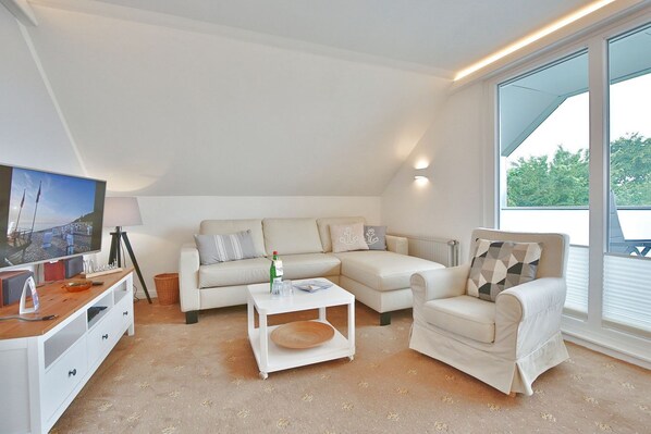 TV, DVD player, stereo