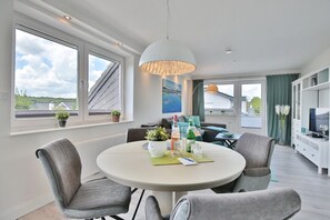 Luokittelematon kuva, 2 kautta 37, painike