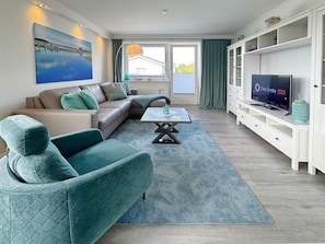 Tv, dvd-spelare och en stereo