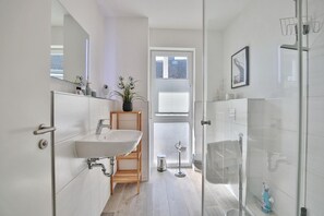 Dusche, Haartrockner