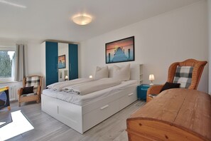 2 makuuhuonetta, silitysrauta/-lauta, Wi-Fi