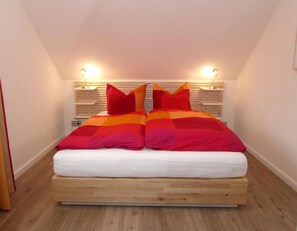 Unclassified image, 4 of 53, button