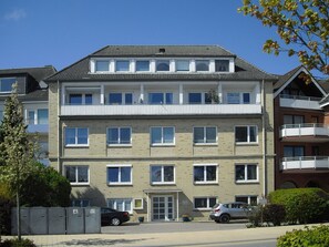 Exterior - House at Strandallee 126 - Apartment Seeblick (Scharbeutz)