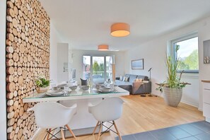 Immagine non classificata, 3 di 36, pulsante