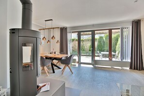 Imagen sin descripción, 3 de 32, botón