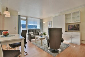 TV, DVD player, stereo