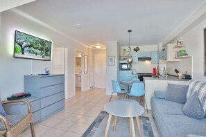 Uklassifisert bilde, 2 av 14, knapp