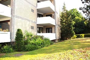 Unclassified image, 2 of 27, button - Gorch Fock Ring - Strand und Meer Appartement 1 (Scharbeutz)