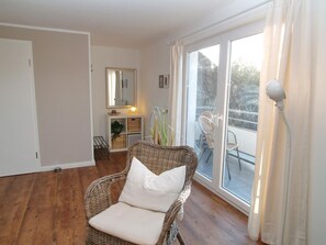 Imagen sin descripción, 3 de 34, botón