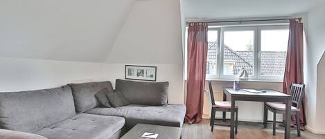 Téléviseur, lecteur de DVD, chaßne audio