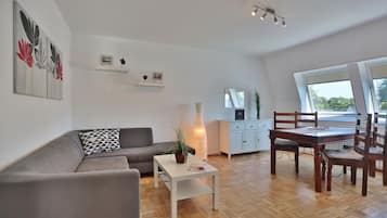 Fernseher, Stereoanlage