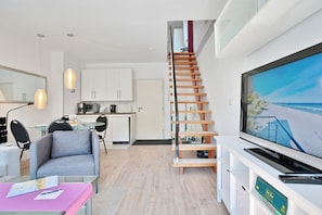 TV, DVD player, stereo