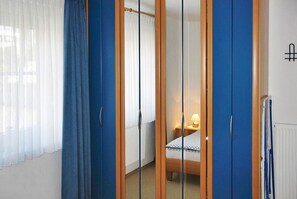 2 habitaciones, tabla de planchar con plancha y wifi 