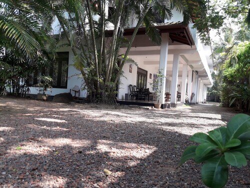 Sea Front Villa Hikkaduwa. close to beach.