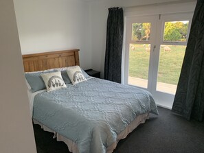 3 bedrooms, free WiFi, bed sheets