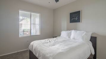 2 bedrooms, hypo-allergenic bedding, down duvets, pillow-top beds