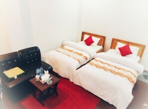 Deluxe Double or Twin Room | Iron/ironing board, free WiFi, bed sheets