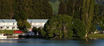 Okawa Bay Resort, Lake Rotoiti, one week in January 2022.