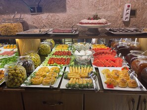 Bao gồm bữa sáng buffet hàng ngày 