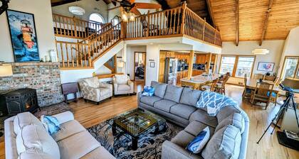 Experience Spacious Coastal Living at Seascape - Stunning Views of Heceta Beach