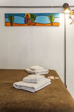 Spa - VILA MADALENA: Designer Apartment - BEST Location (Vila Madalena, São Paulo)