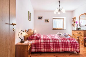2 Schlafzimmer, Bügeleisen/Bügelbrett, WLAN, Bettwäsche