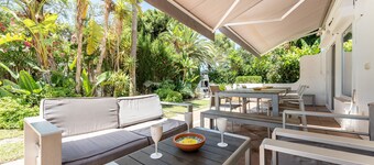 Villa 'Casa Adelina' con piscina, giardino e Wi-Fi