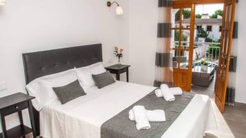 3 bedrooms, free WiFi, bed sheets