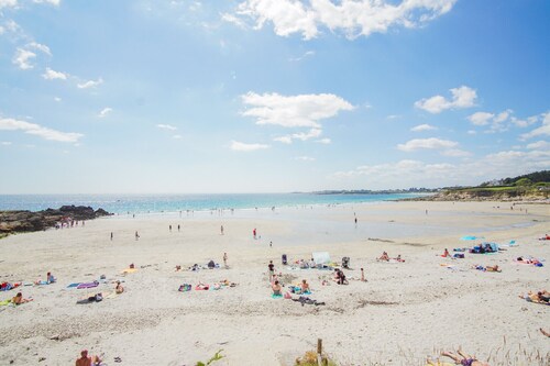 -GAÏA- MAISON FAMILIALE VUE MER ET JARDIN DOURVEIL