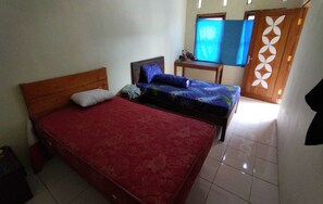 Habitación estándar con 2 camas individuales | Ropa de cama
