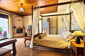 4 多间卧室、客房内保险箱、熨斗/熨衣板、WiFi