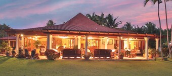 Villa Casa Nostra by KlabHouse 5BDRM w/Pool and Chef