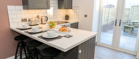 Cottage | Interior