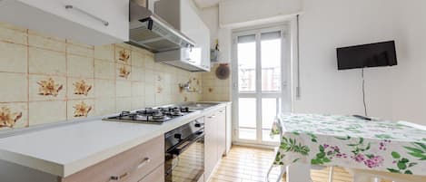 Microwave, oven, stovetop