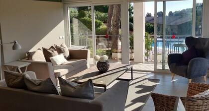 Apartment with communal pool and stunning views