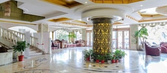 Yifeng Hotel