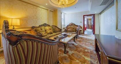 Yifeng Hotel